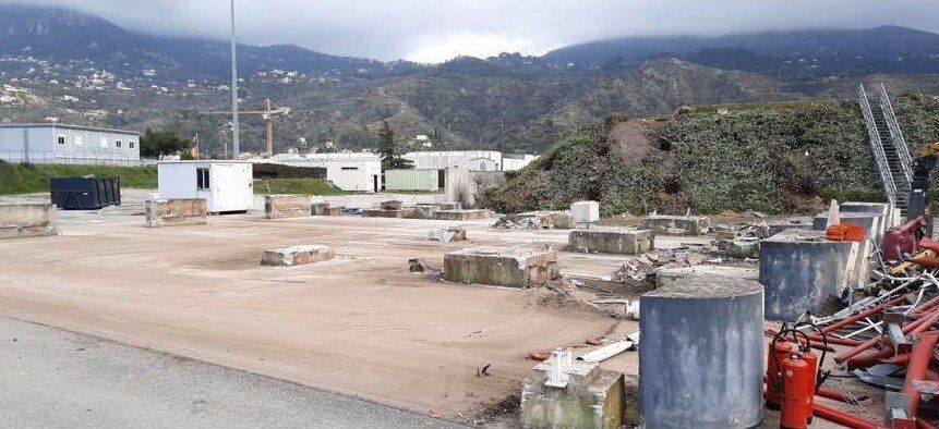 Chantier de démolition industriel