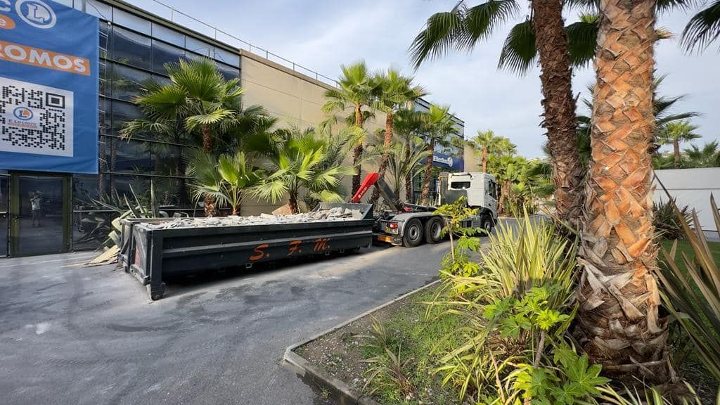 Intervention camion-grue Sud Fer & Métaux